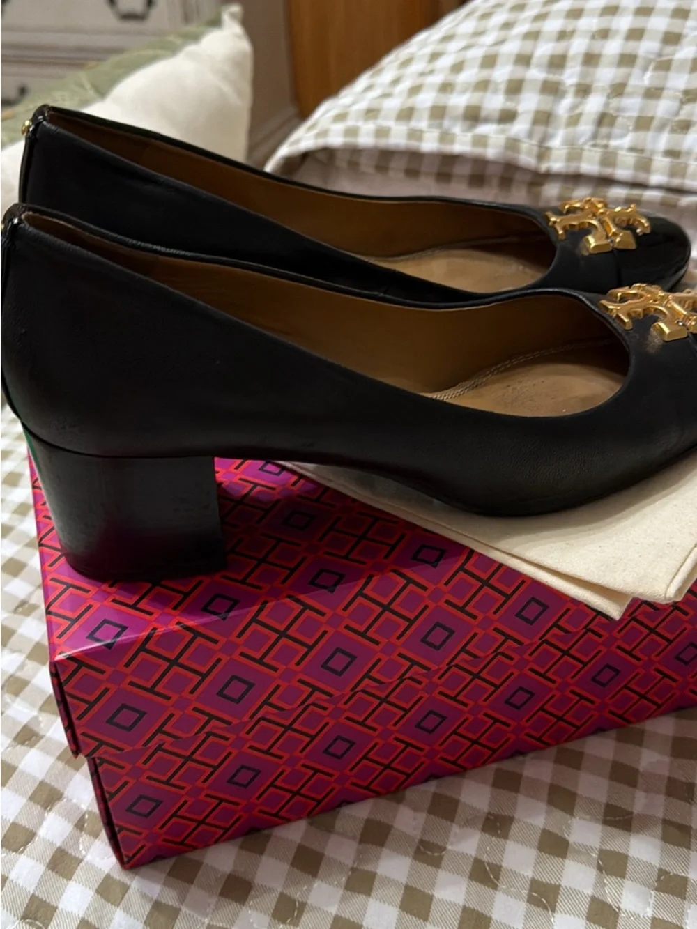 Tory Burch Black Patent Leather Ballet Flats with Gold Logo